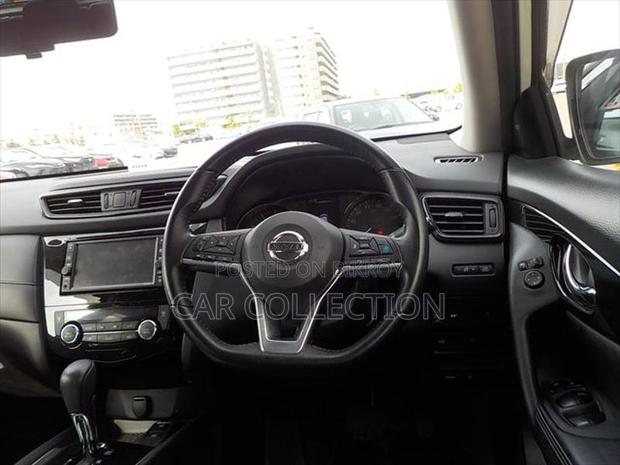 Nissan X-Trail 20Xi Hybrid Pearl 2020