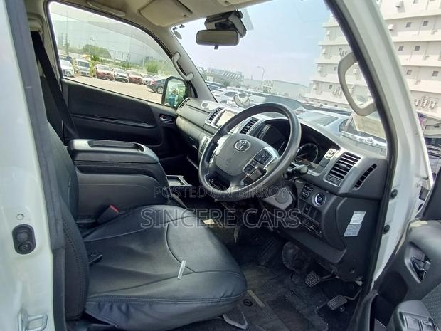 Toyota Hiace SUPER GL 360CAMERA 2020