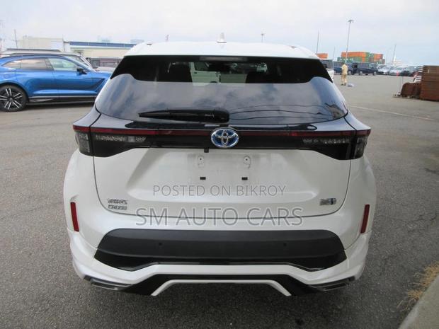 Toyota Yaris Cross Z Pearl 4.5 Point 2021