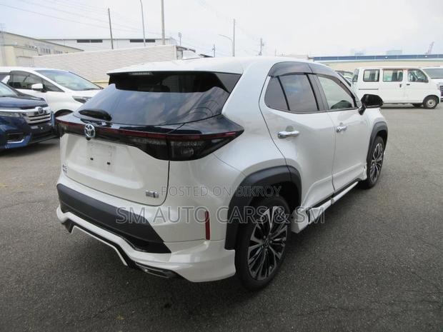 Toyota Yaris Cross Z Pearl 4.5 Point 2021