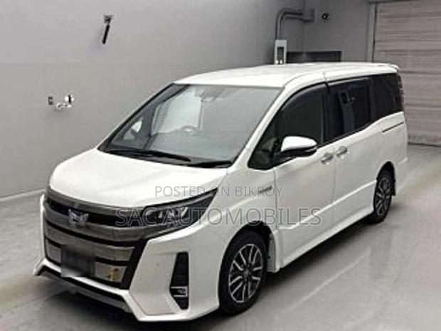 Toyota Noah SI WXB edition Hyb 2020