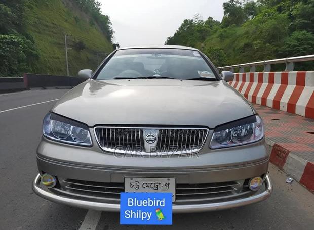 Nissan Bluebird Sylphy Golden 1.5L 2006