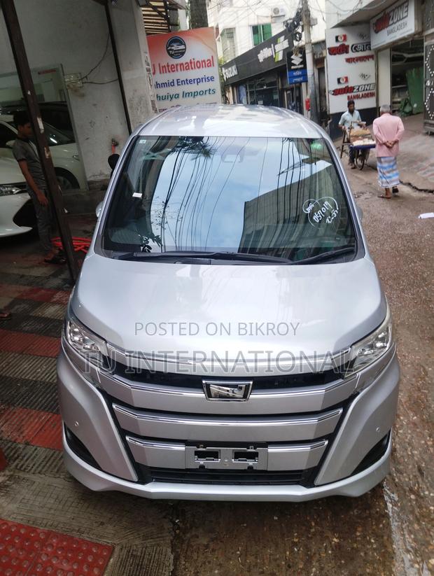 Toyota Noah KEY 1DOOR POWER 2021