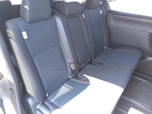 Toyota Noah 2021