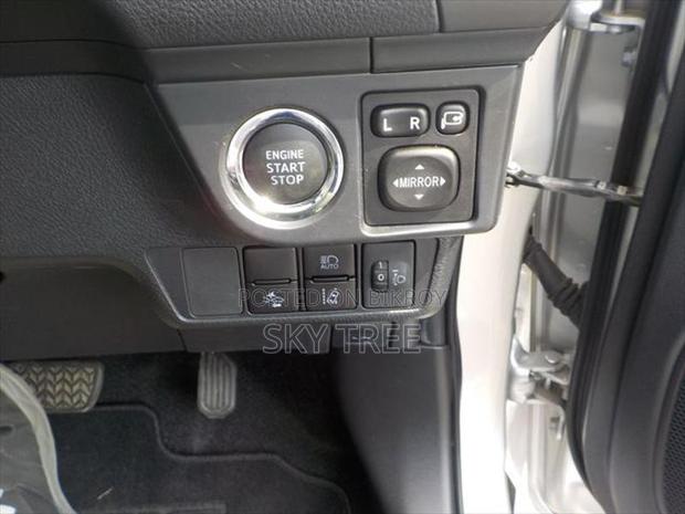 Toyota Axio Ex-package 2020