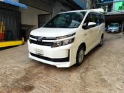 Toyota Voxy Hybrid 2016 for sale
