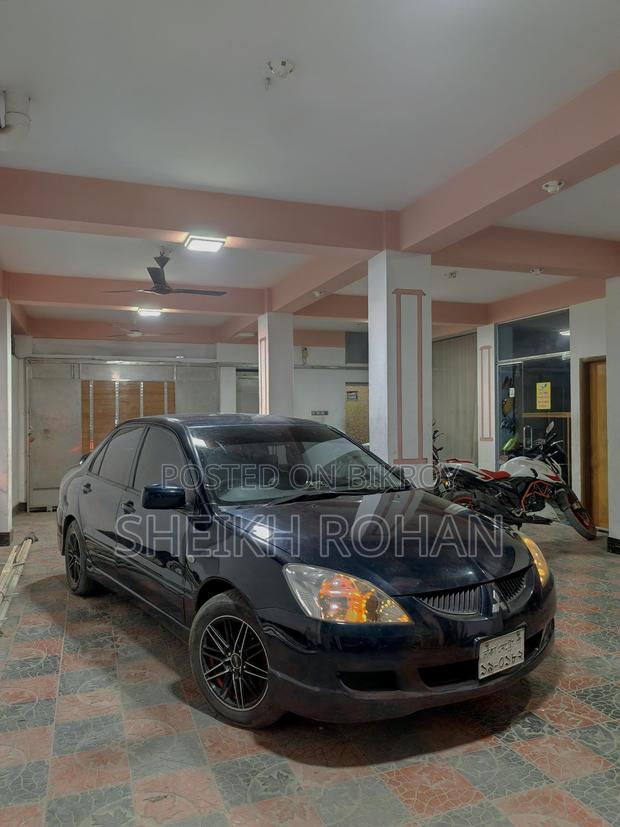 Mitsubishi Lancer 2005