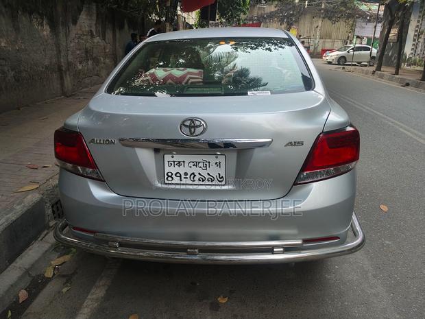 Toyota Allion . 2016
