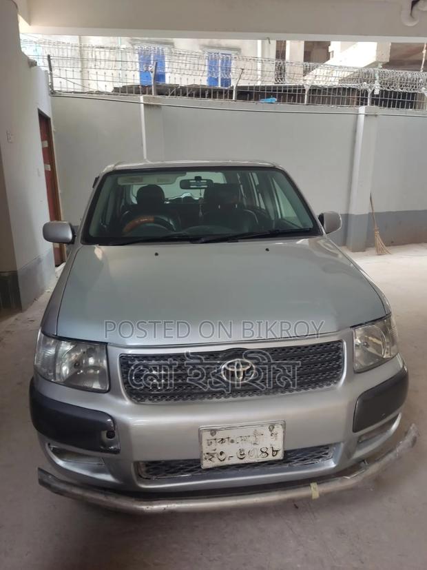 Toyota Probox 2004 Silver