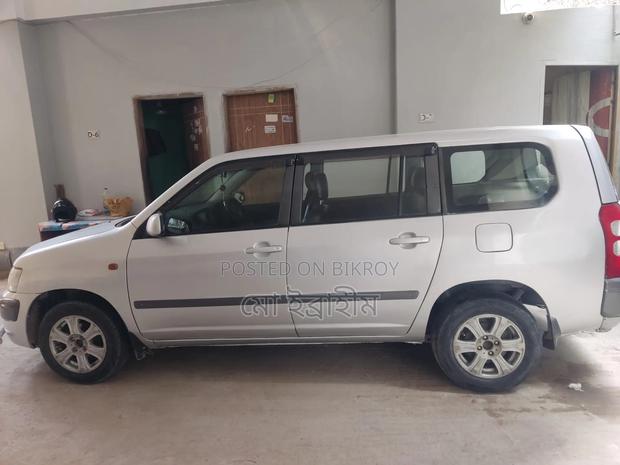 Toyota Probox 2004 Silver