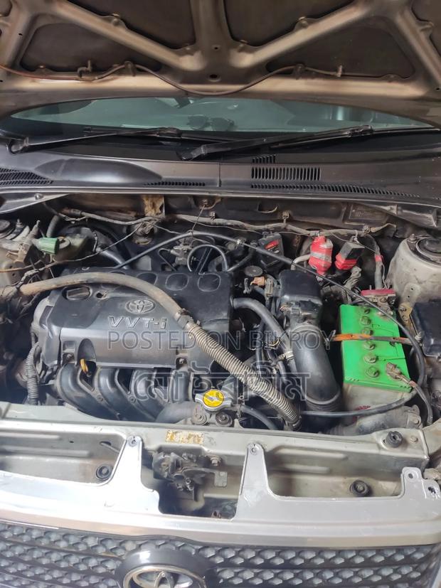Toyota Probox 2004 Silver