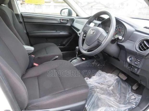 Toyota Axio EX NON HYB 4 POINT 2020