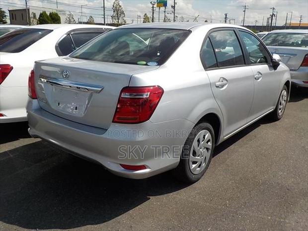 Toyota Axio EX P a c k g e 2020