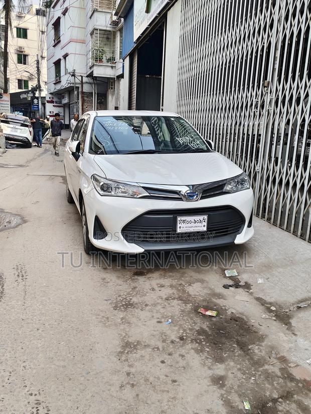 Toyota Axio HYBRID PUSH EX PKG. 2020