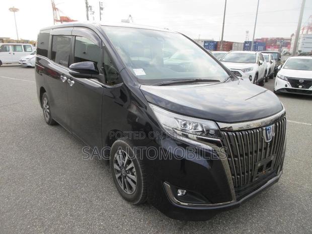 Toyota Esquire GI premium edition 2021