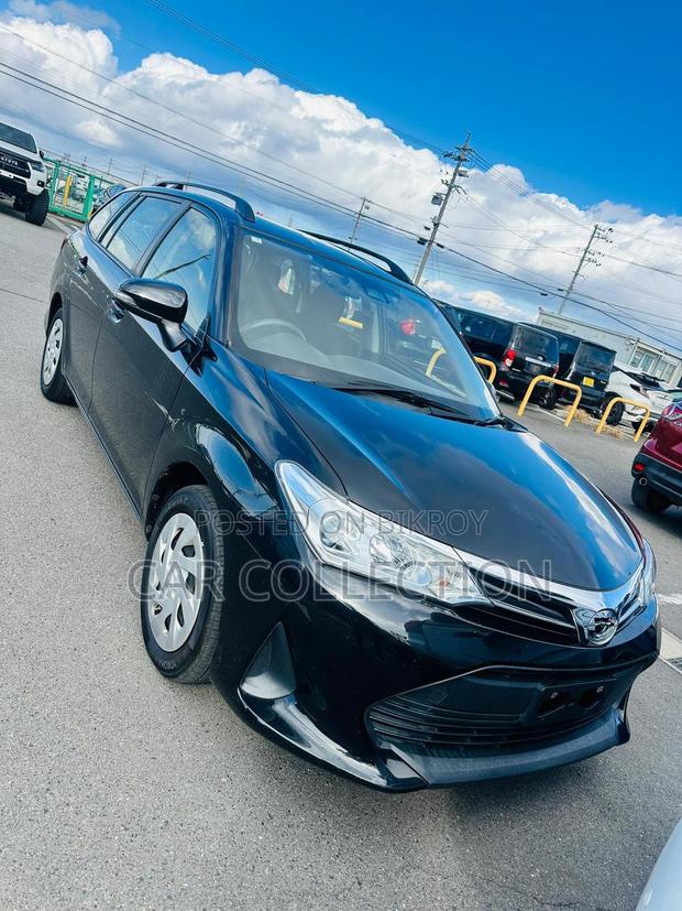 Toyota Fielder Ex Non Hybrid 2020