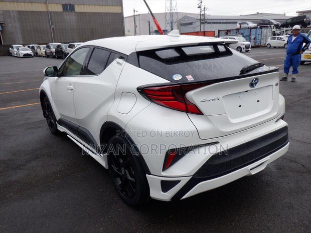 Toyota C-HR G LED 2020