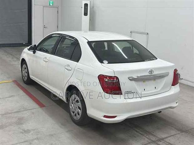 Toyota Axio NON HYBRID 2021