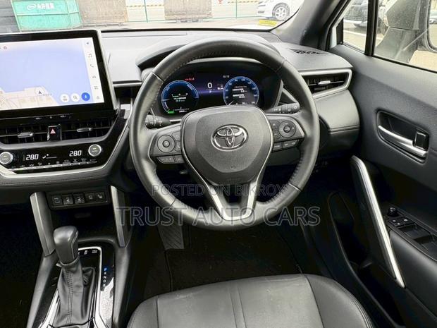 Toyota Corolla Cross Z LEATHER, POINT 4.5 2024