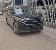 Toyota Noah NON HYBRID X PACKAGE 2020 for sale