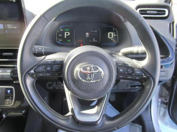 Toyota Aqua G HYBRID 2021