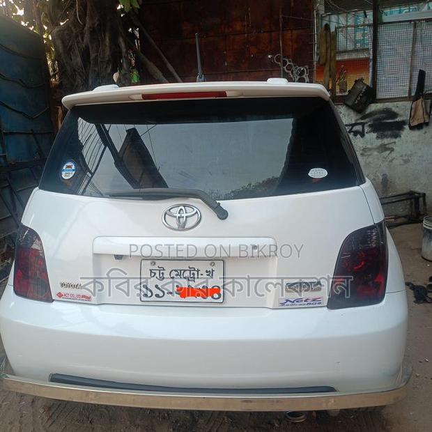 Toyota ist ` 2005