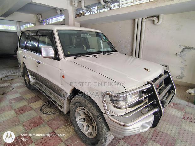 Mitsubishi Pajero 1998