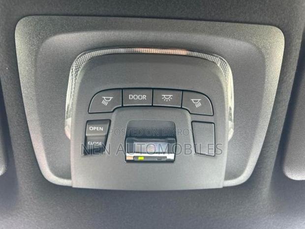 Toyota Corolla Cross Z Leather New Shape 2025