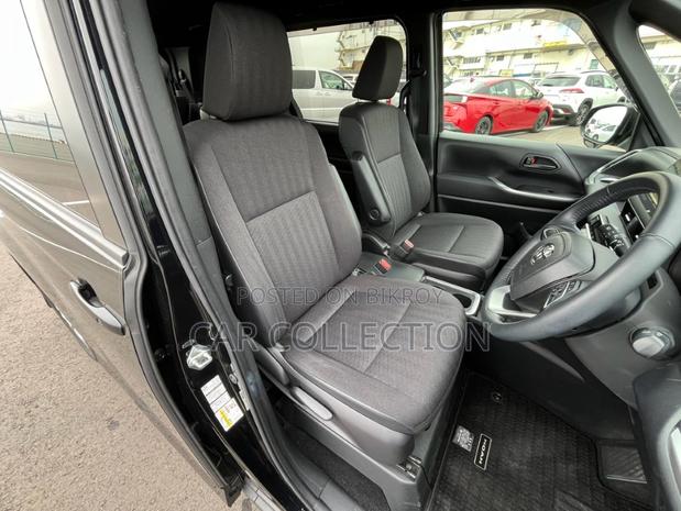 Toyota Noah S-G 2022
