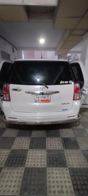Toyota Raum white 2008 for sale