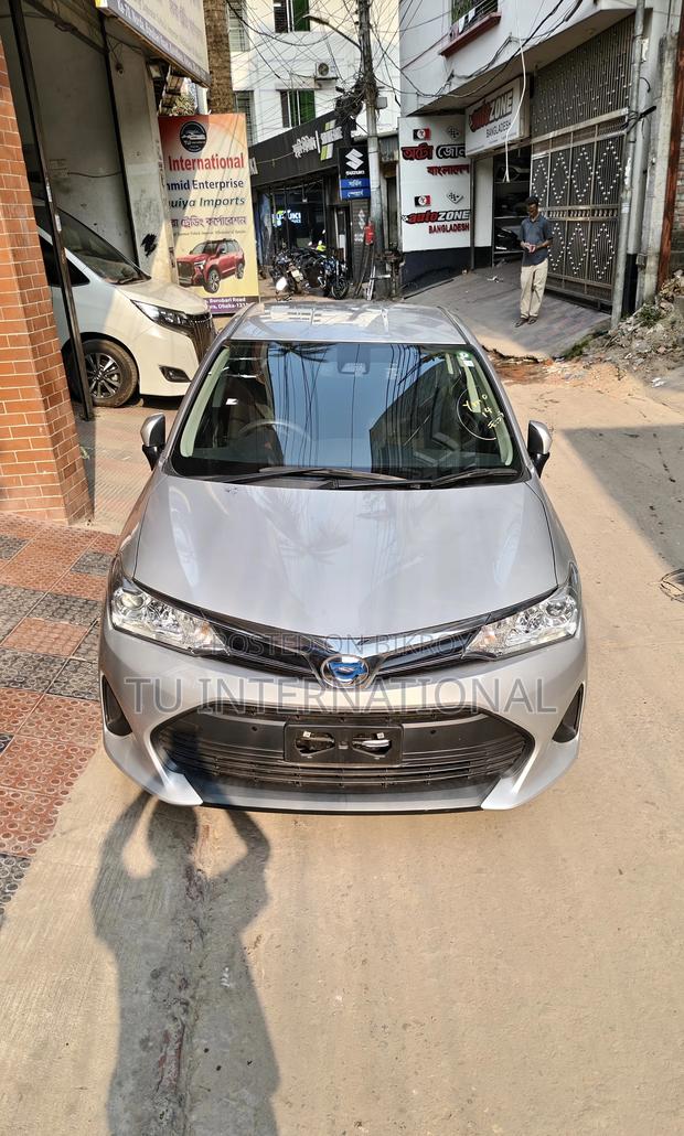 Toyota Axio PUSH EX HYBRID 2020