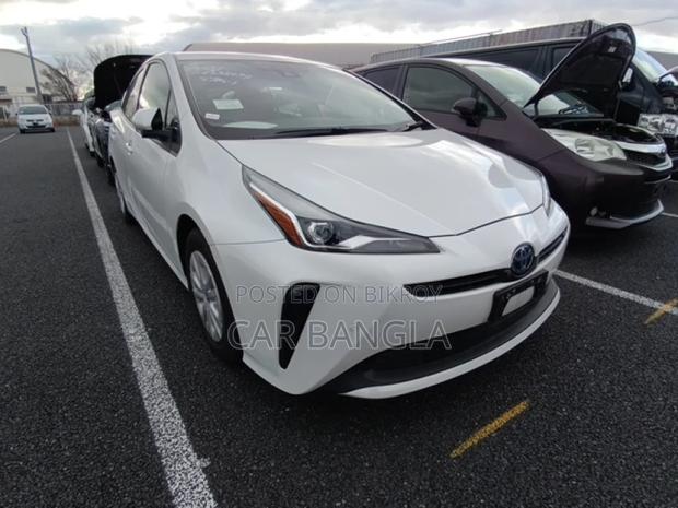 Toyota Prius S 2022