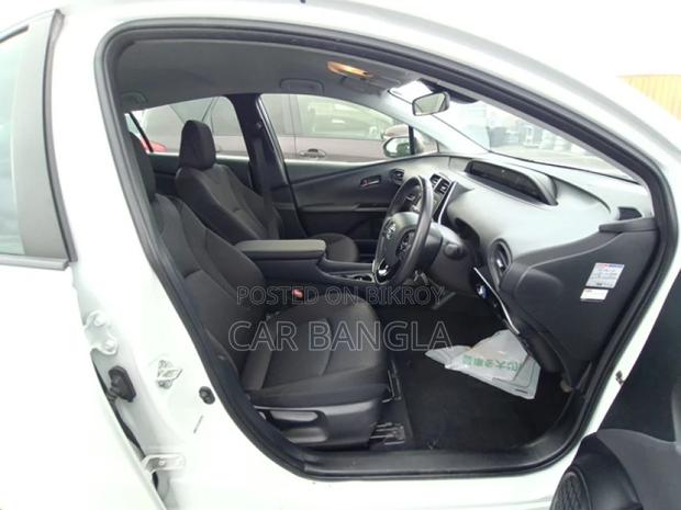 Toyota Prius S 2022