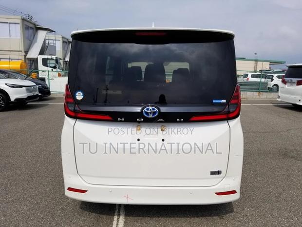 Toyota Noah Z PACKAGE HYBRID 2022