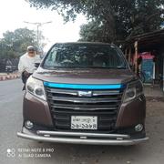 Toyota Noah 2014 for sale
