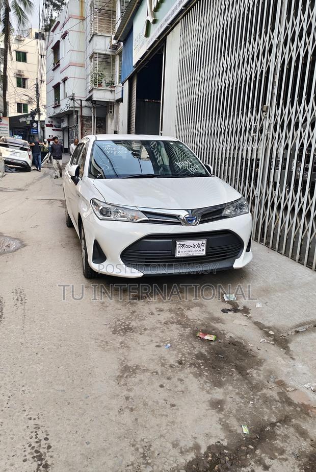 Toyota Axio HYBRID EX-PKG 2020