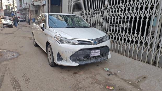 Toyota Axio HYBRID EX-PKG 2020