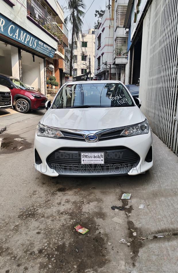 Toyota Axio HYBRID EX-PKG 2020