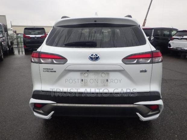 Toyota Corolla Cross 2023 Pearl