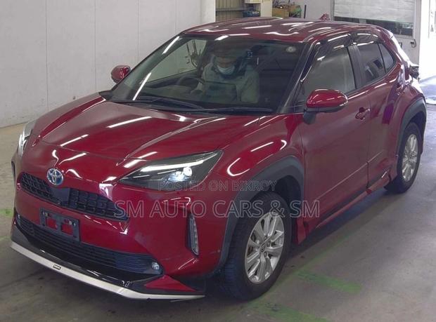 Toyota Yaris Cross G Red 4 Point 2021