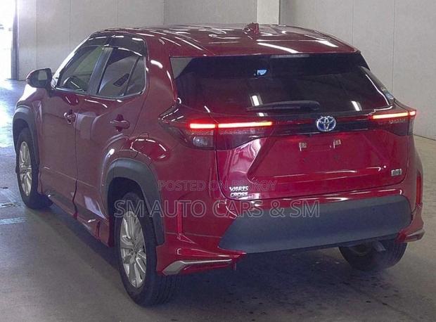 Toyota Yaris Cross G Red 4 Point 2021