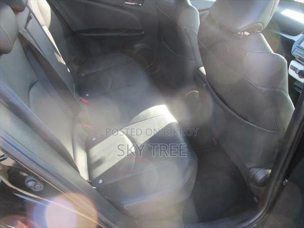 Toyota Prius A T S P K G 2018