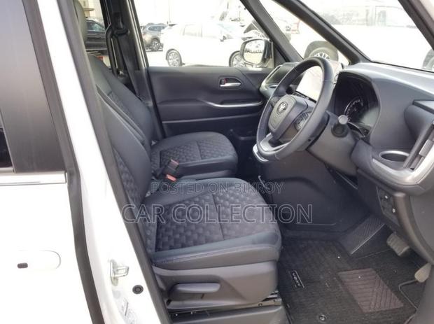 Toyota Voxy S-Z 2023