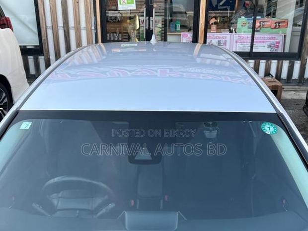 Toyota Prius A PACKAGE SILVER 2020