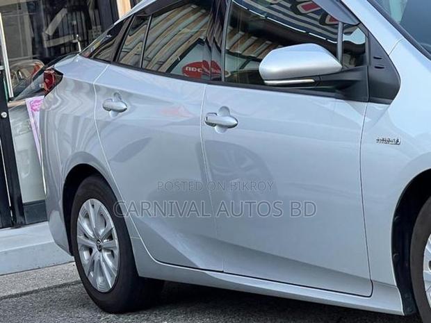 Toyota Prius A PACKAGE SILVER 2020