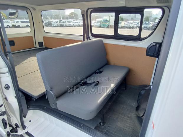 Toyota Hiace GL DUEL AC/4.5 Grade 2021