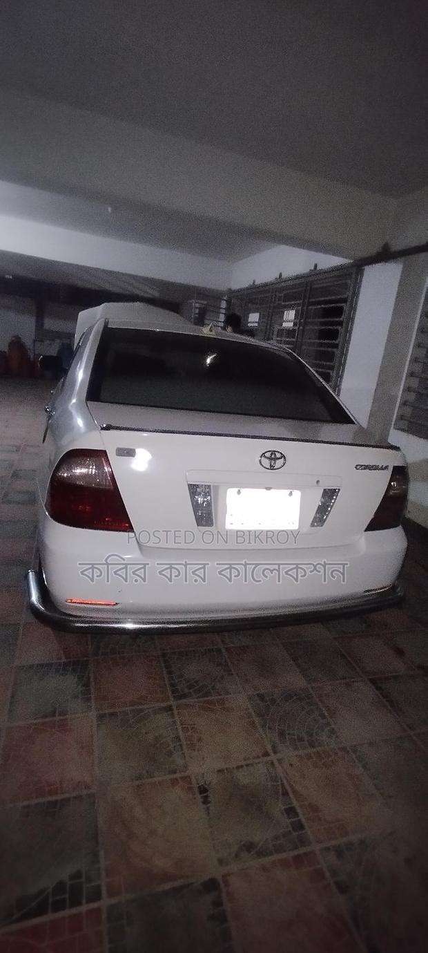 Toyota Corolla Assesta 2004