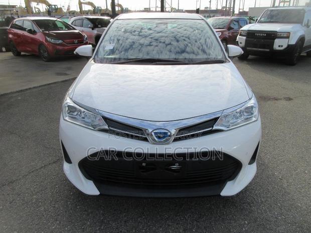 Toyota Axio Ex Hybrid 2021