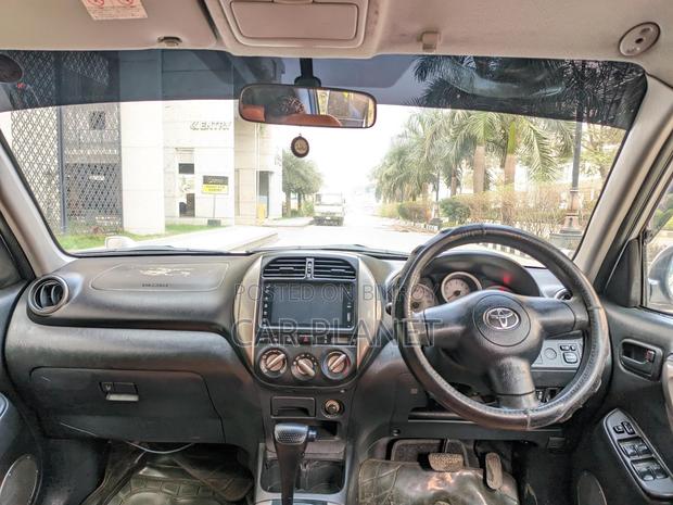 Toyota RAV4 SUPER FRESH CAR 2004