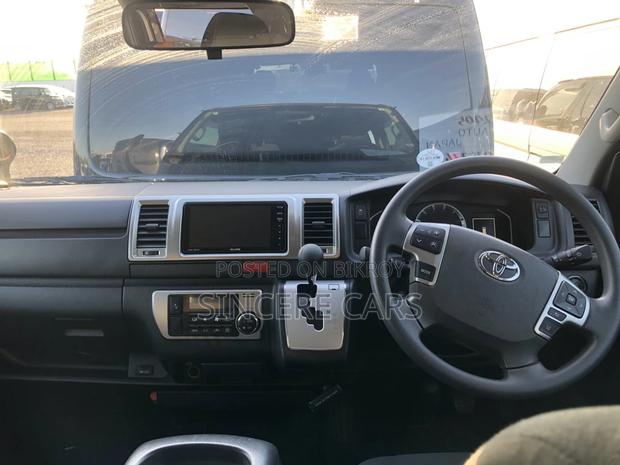 Toyota Hiace SUPER GL 44000 KM 2021